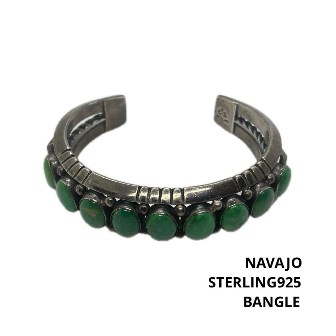 ●NAVAJO・ナバホ族●アンティーク・シルバーバングル●グリーンターコイズ