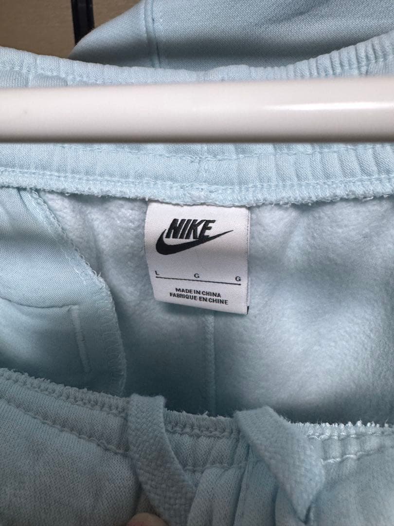 ナイキ　上M下L スウェット　セットアップ　水色　人気色