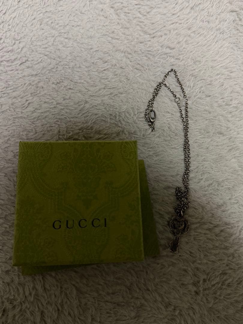 GUCCI 鍵モチーフ ネックレス