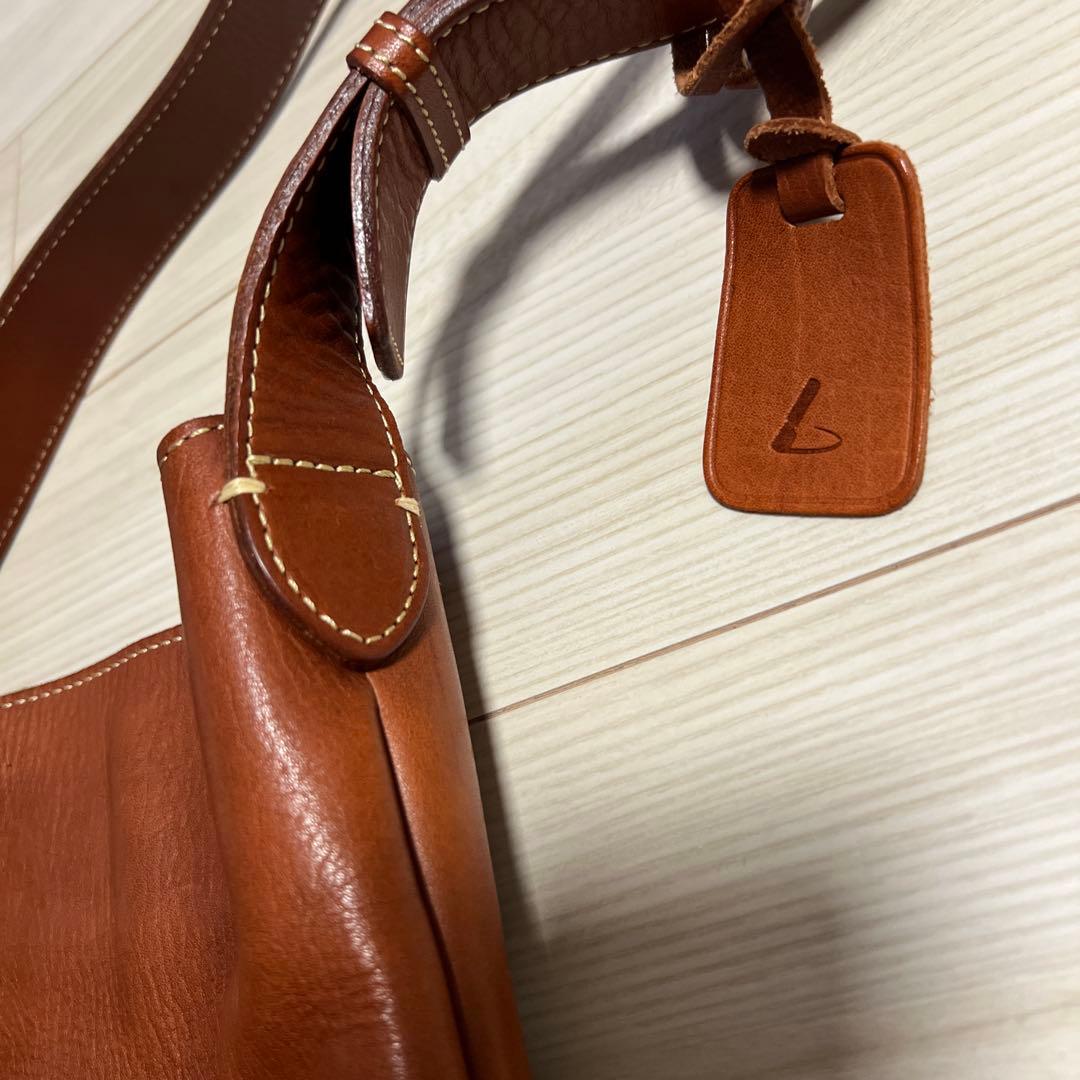 土屋鞄　ユニックリベルタ　牛革　ワンショルダー　ブラウン