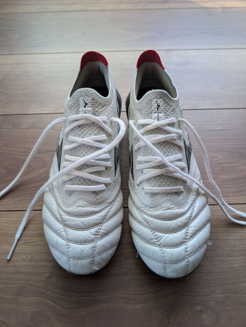 モレリアネオ4βジャパン　23.5cm