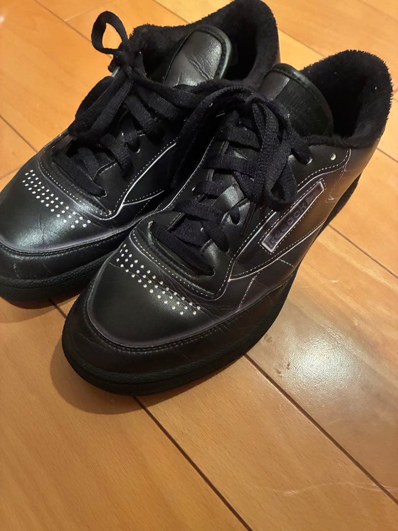 あ*ん様 メゾンマルジェラ リーボック club C レザースニーカー 騙し絵