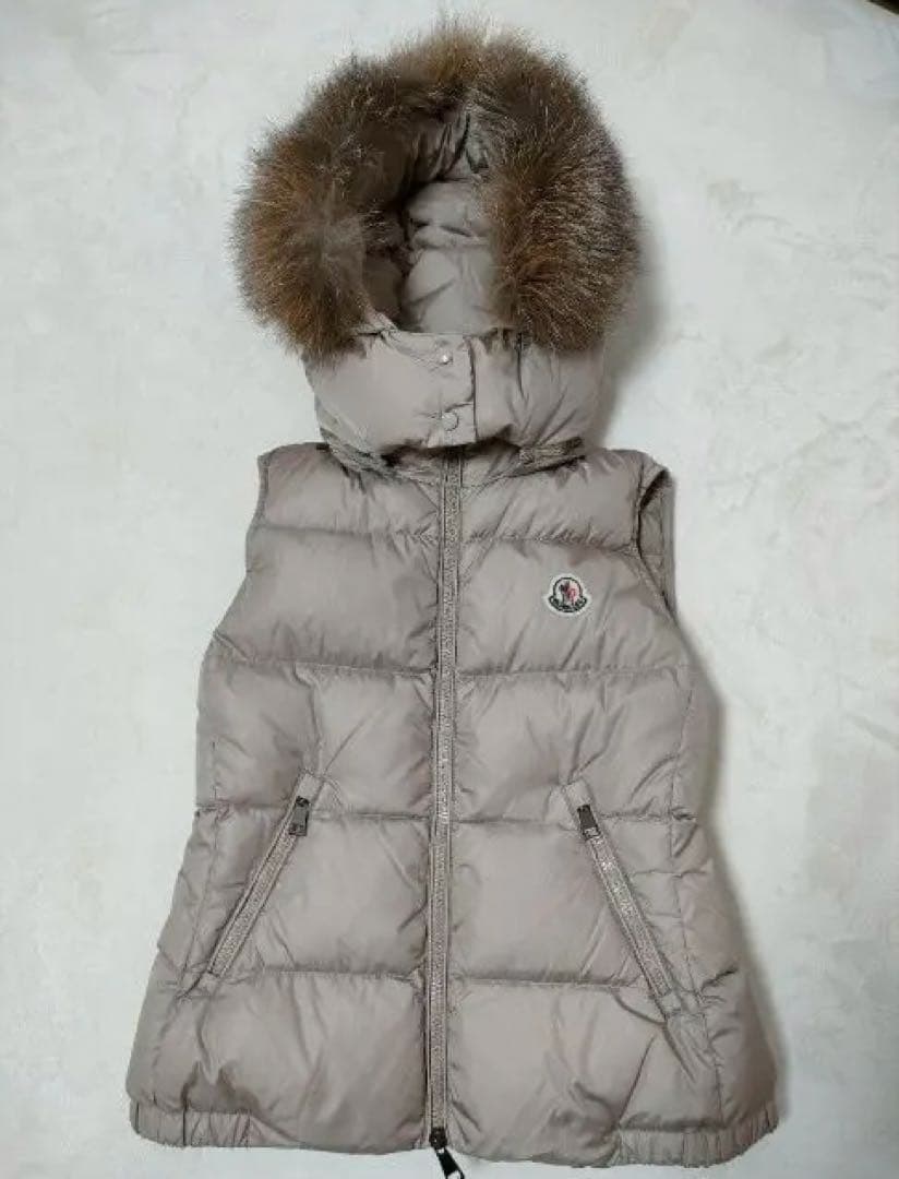極美品❢モンクレール　ダウンベスト　MONCLER　ダウンジャケット　ガリヌール