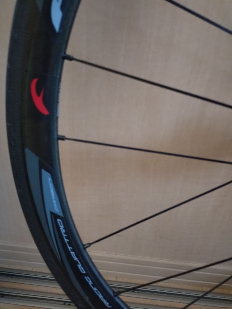 フルクラム レーシングクアトロカーボン