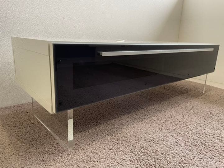 テレビボード　幅1200   アクリル脚