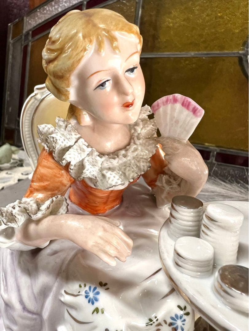 陶器 置物 貴婦人 男爵 貴族 フィギュリン インテリア アンティーク