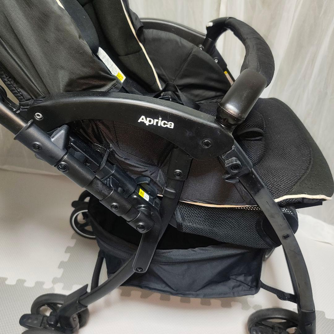 美品　Aprica アップリカ ラクーナクッション ベビーカー レザーハンドル