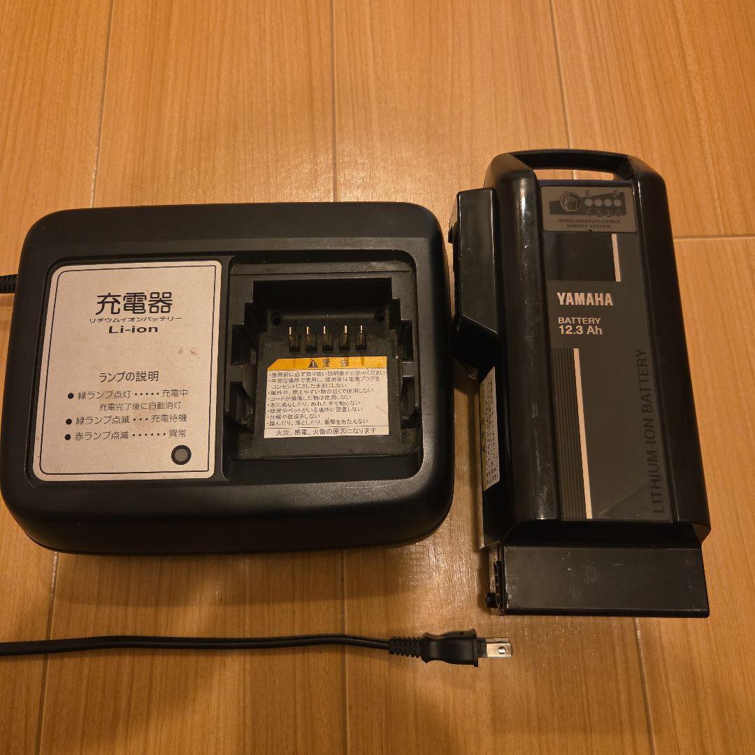 YAMAHA リチウムイオンバッテリー 12.3Ahと充電器