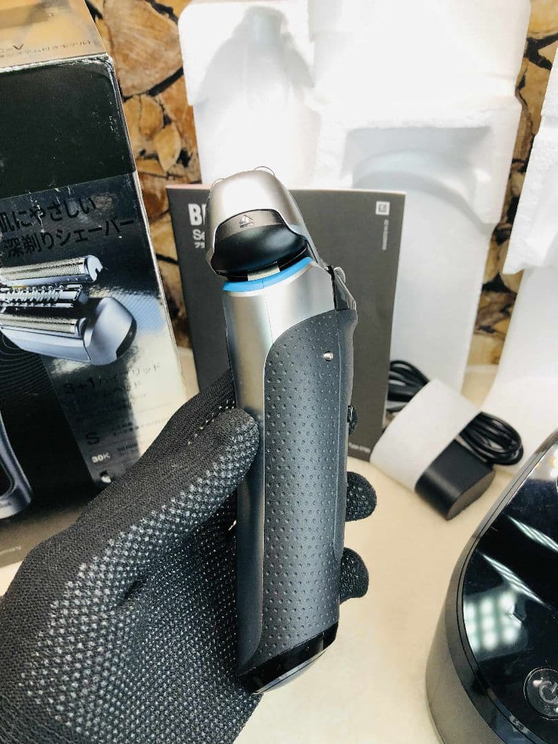 【こいちー】BRAUN Series 8 8390cc-Vブラウン