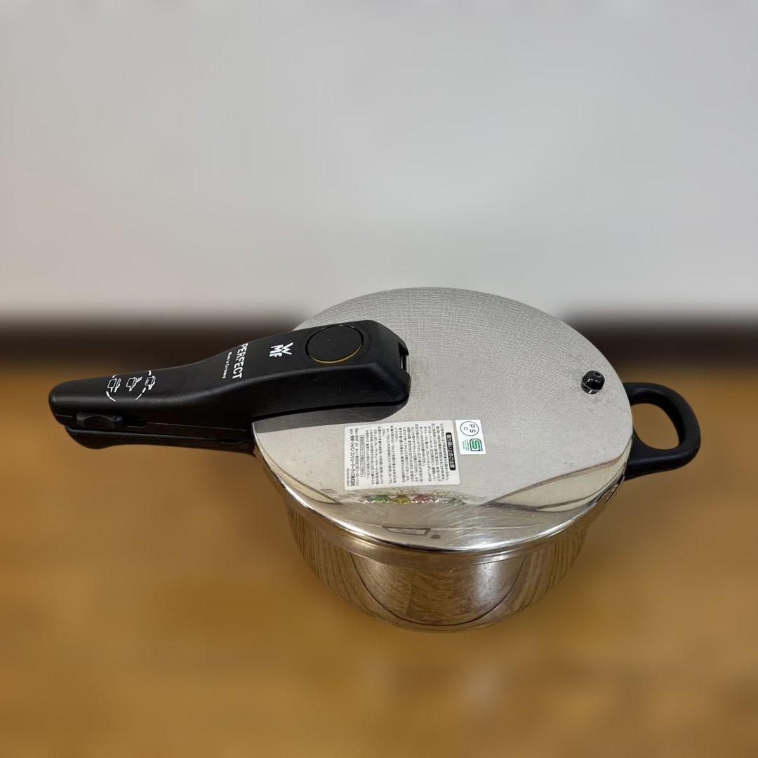 WMF (ヴェーエムエフ) パーフェクトS 圧力鍋 4.5L ドイツ製 レシピ本