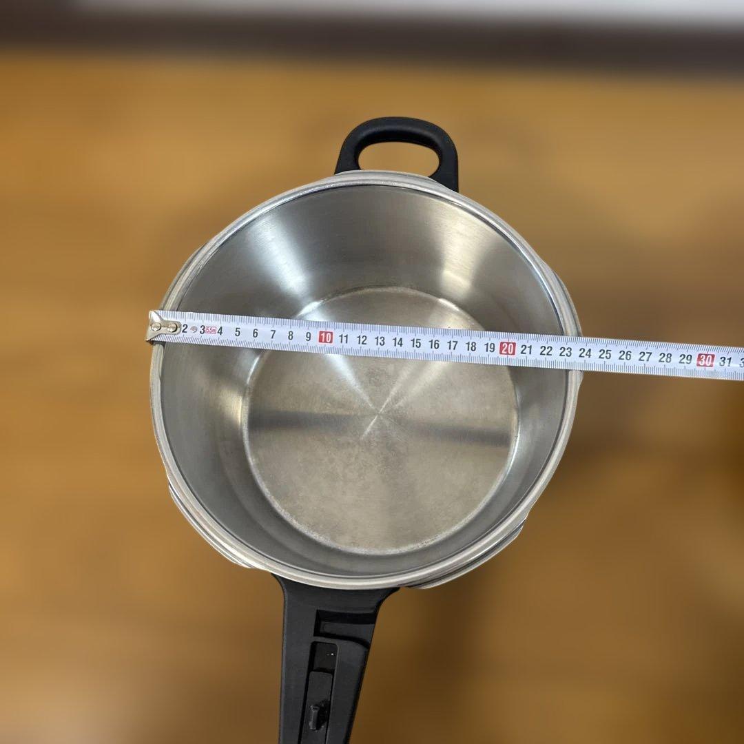 WMF (ヴェーエムエフ) パーフェクトS 圧力鍋 4.5L ドイツ製 レシピ本