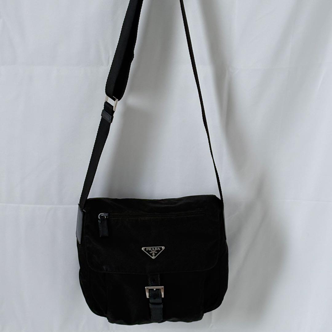 PRADAナイロンメッセンジャーバッグ VELA SPORT ブラック男女兼用