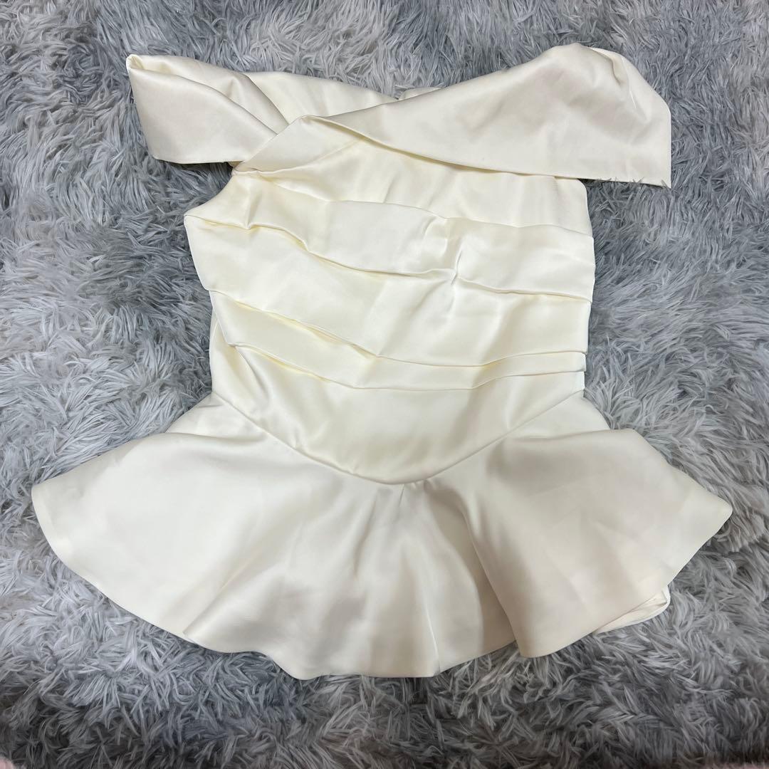 poláura ポローラ　ロマンティックサテンぺプラムトップス