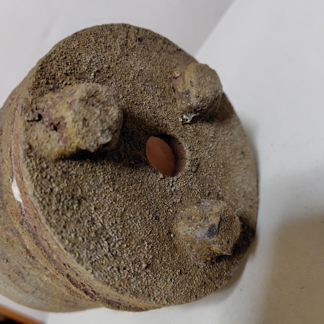 年代物、古い古鉢です。簡単に入手出来ません。実際に使用せず、鑑賞用