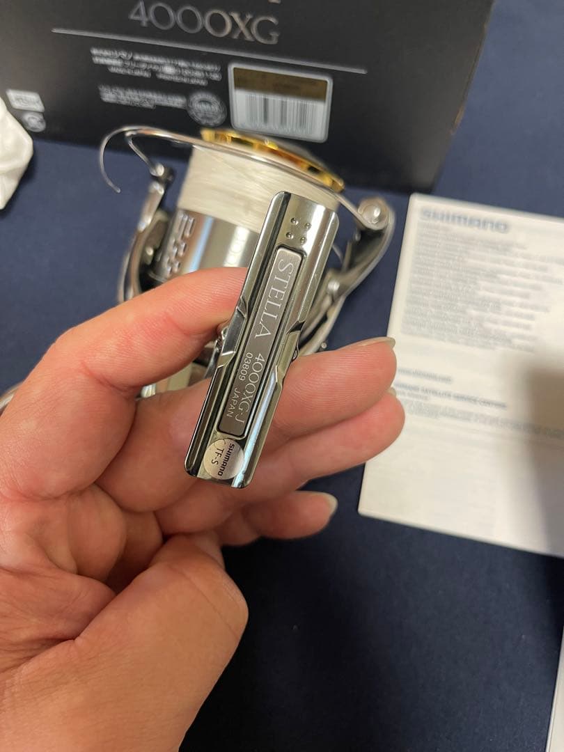 SHIMANO 18STELLA 4000XG LIVREカスタムノブ