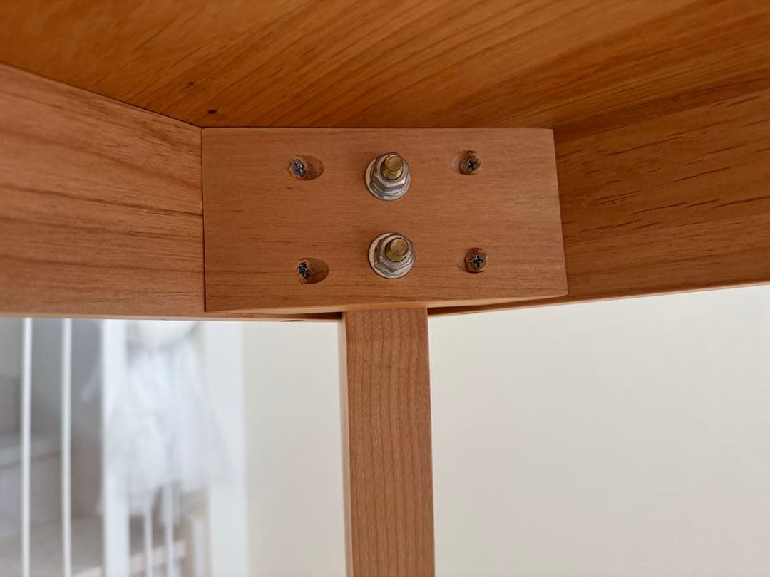 マユゲ犬！ 堀田木工所 無垢 ダイニングテーブルのみ 150 引き取り可