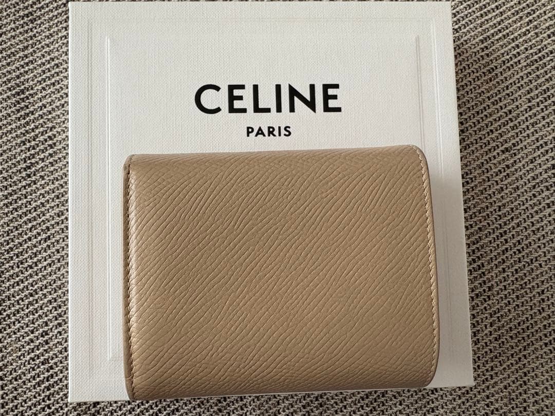 CELINE ベージュ 三つ折り財布　スモールトリフォールドウォレット