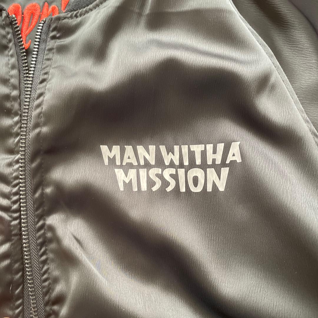MAN WITH A MISSION リバーシブルスカジャン