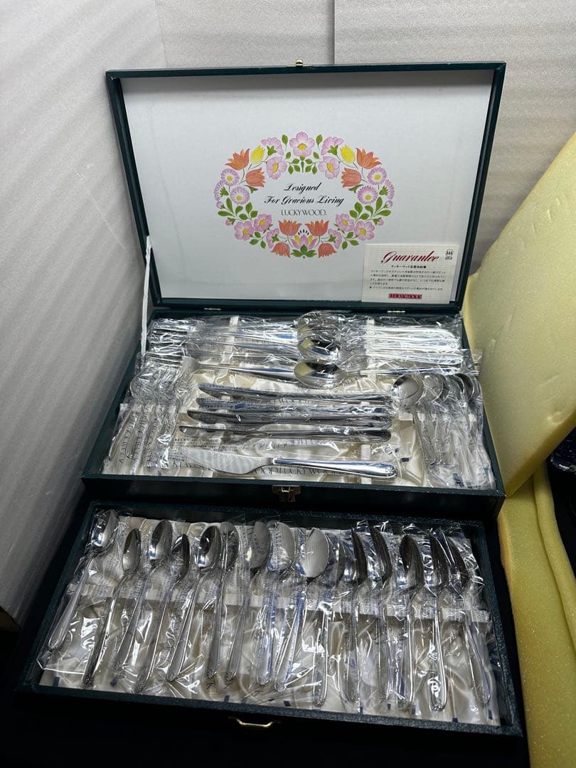 （009）新品未使用　ラッキーウッド　マリエッタ　カトラリーセット5客用40ps