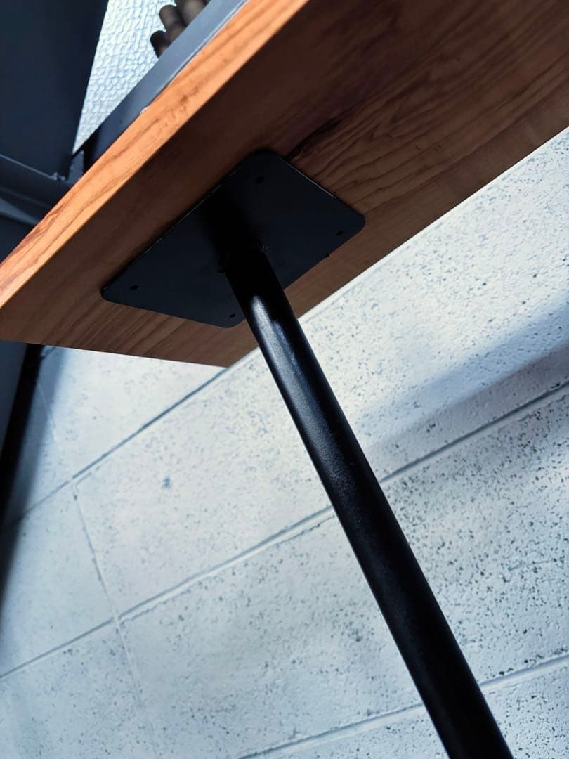 桜材サイドテーブル　コーヒーテーブル　ナイトテーブル　観葉植物置き台