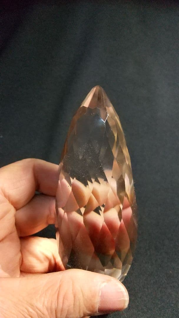 スモーキ―クォ―ツ (多面体カット)