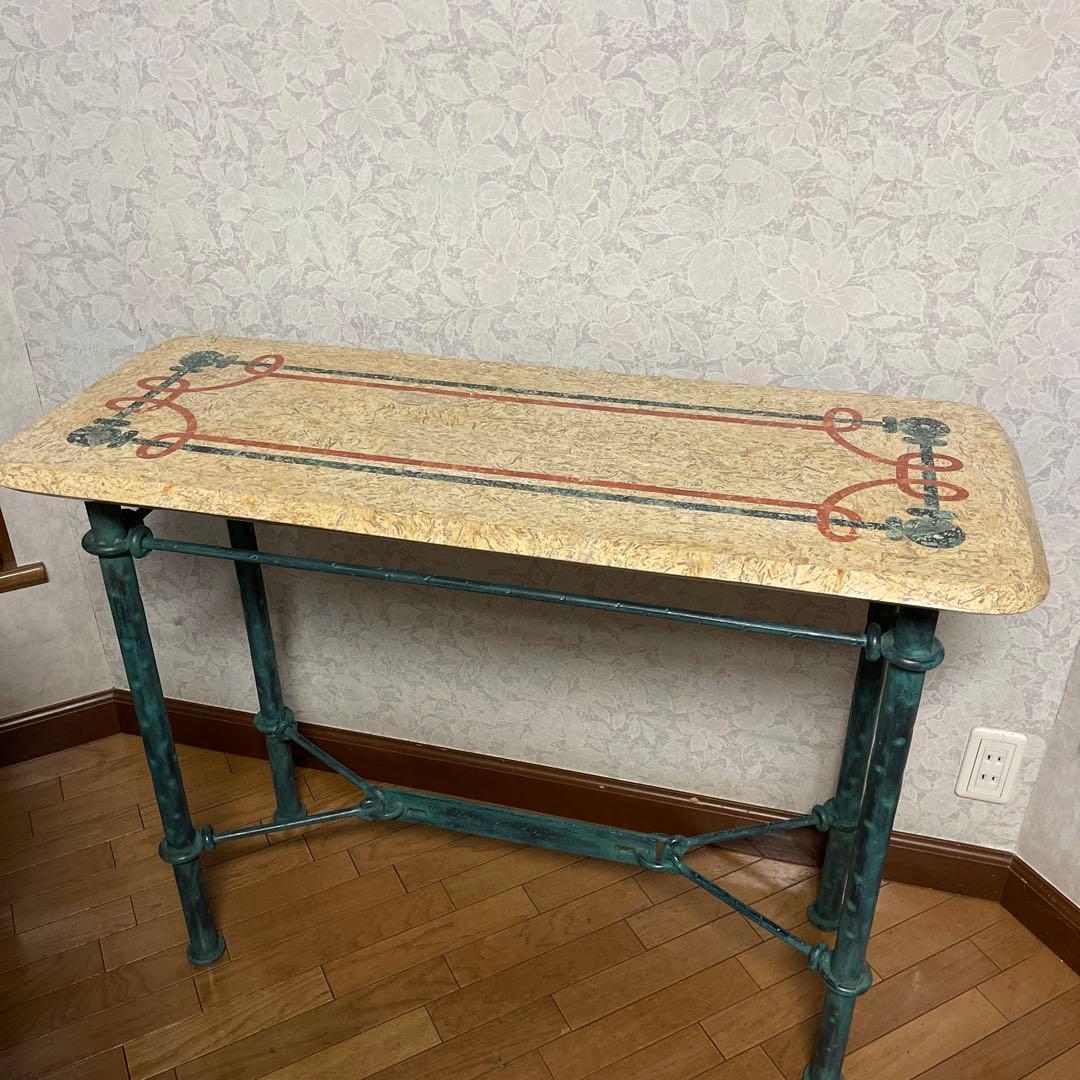 大理石合板の装飾的な長方形テーブル