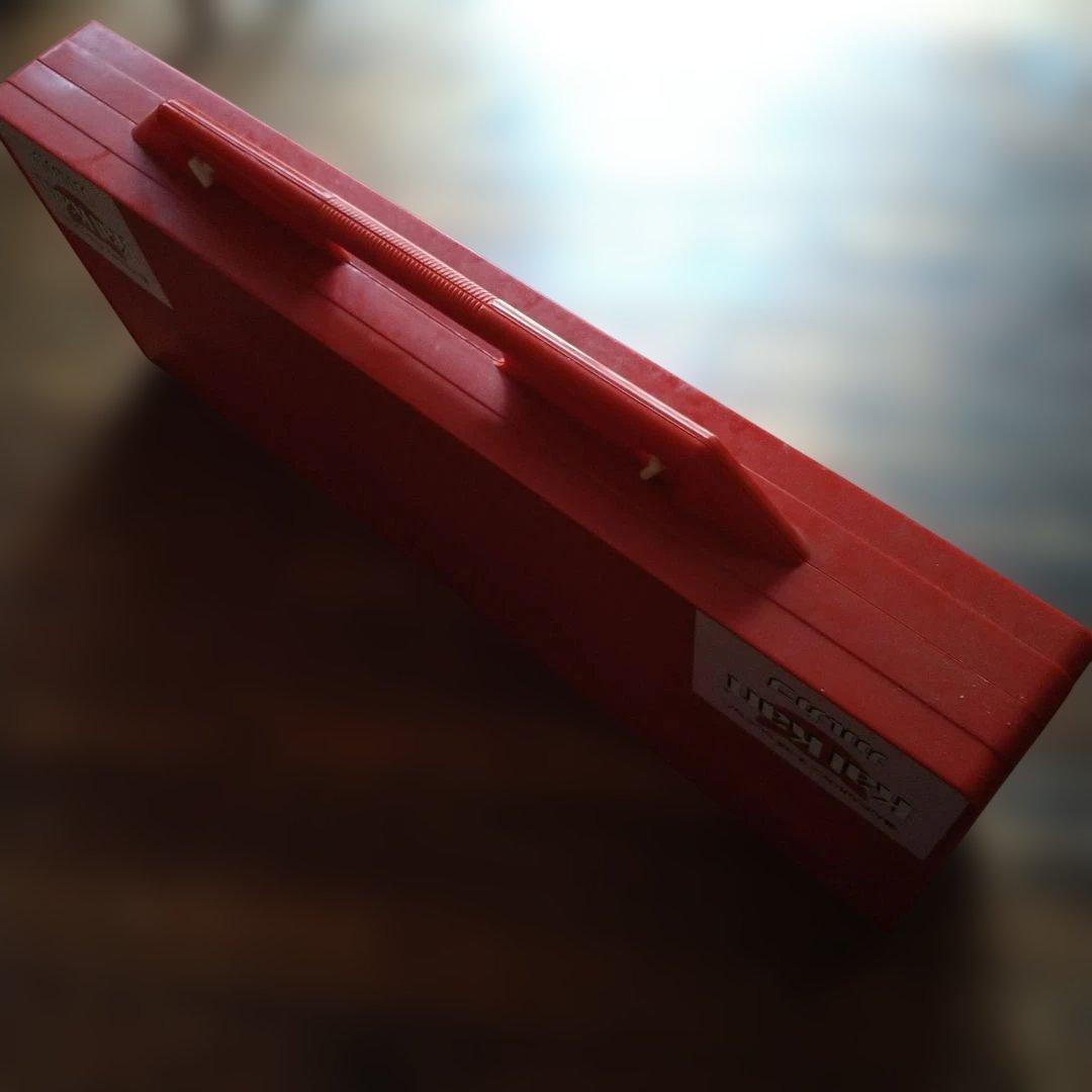 折りたたみ式赤いトラベルテーブル、椅子4人