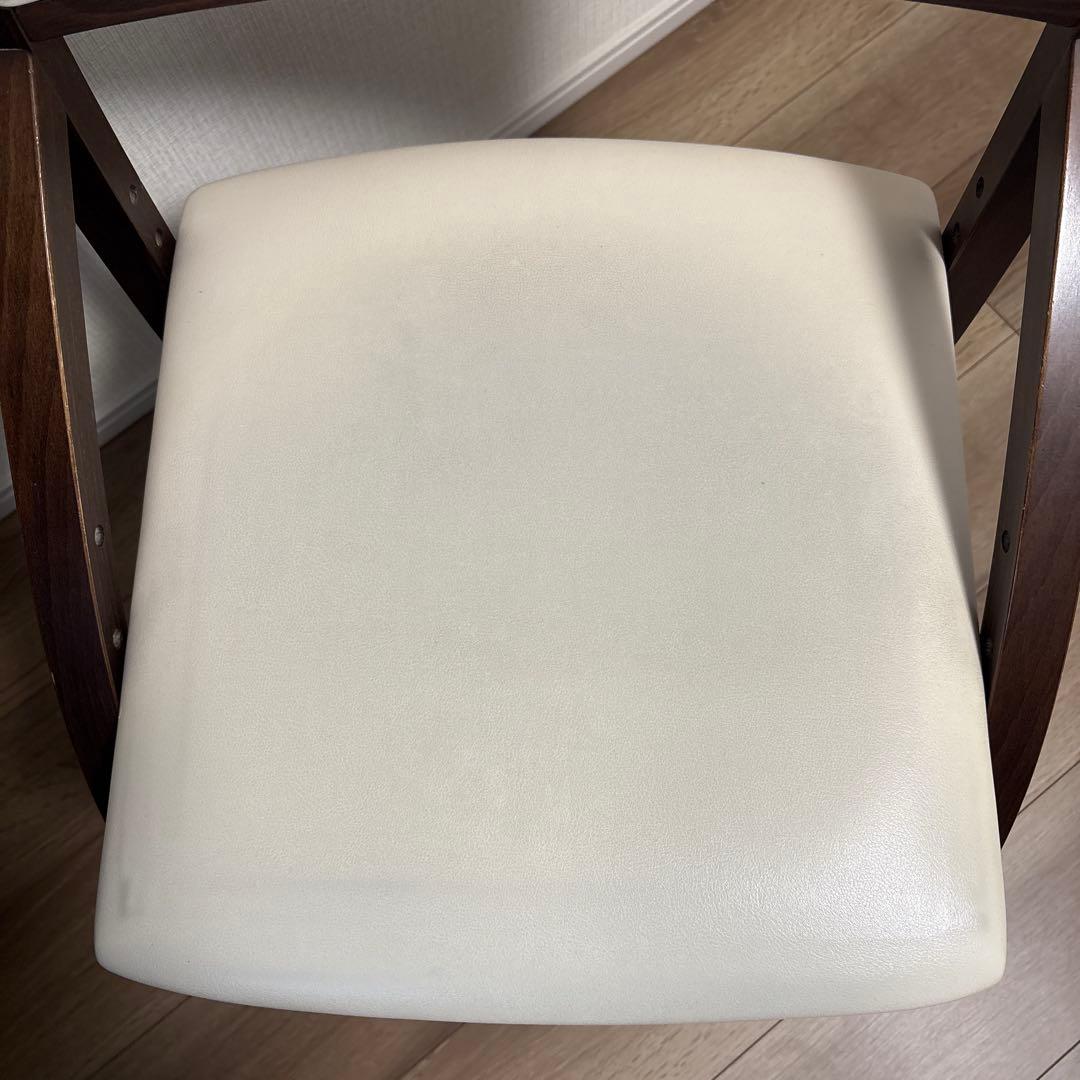 カリモク　デスクチェア　学習椅子　モカブラウン　XT2401IK