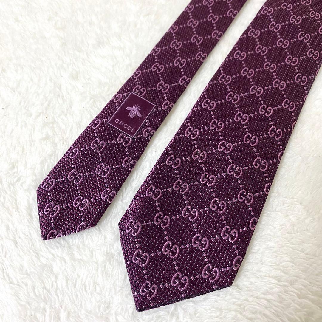 極美品　定番 GUCCI ネクタイ シルク100% GG柄 ビー ナロータイ