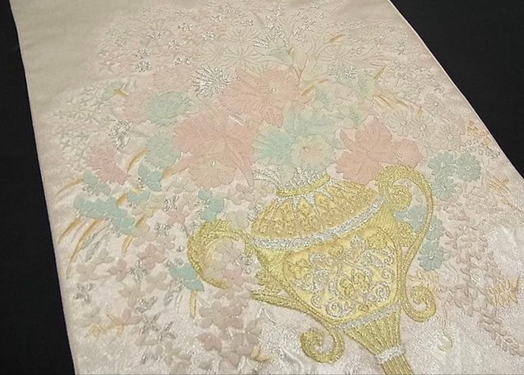 振袖フルセット6点サイズM〜Ｌ駒刺繍　渡り橋藤花房文　金彩　正絹