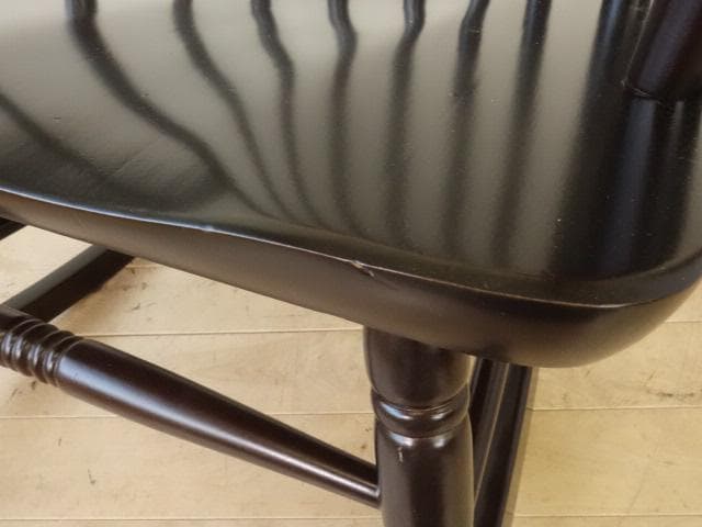 木製　ロッキングチェアー（黒色系）　再塗装済　ＵＳＥＤ