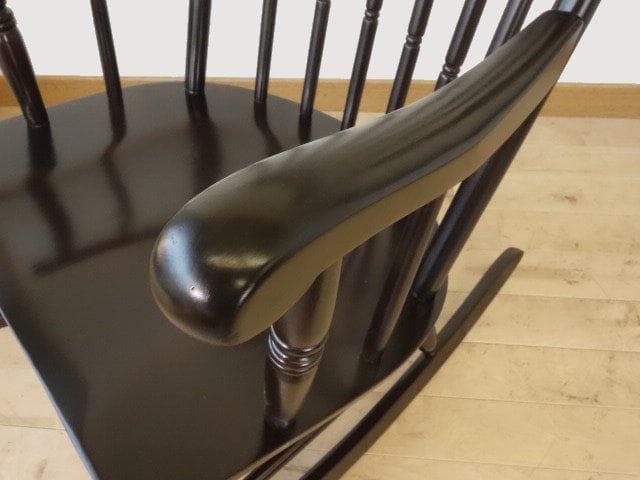 木製　ロッキングチェアー（黒色系）　再塗装済　ＵＳＥＤ
