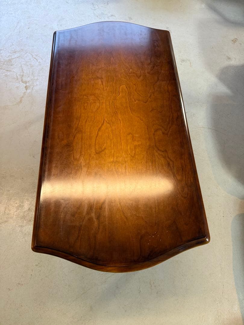 飛騨産業　テーブル（キツツキマーク）