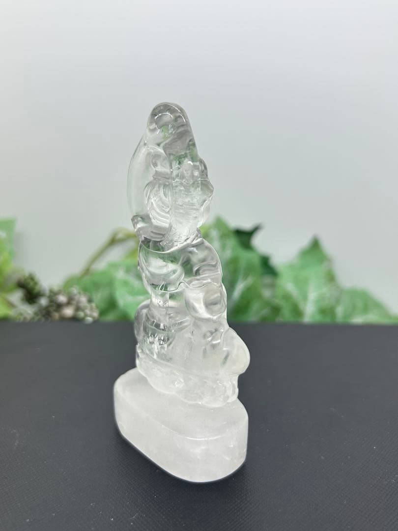 天然石水晶　観音菩薩様置物　No.2334