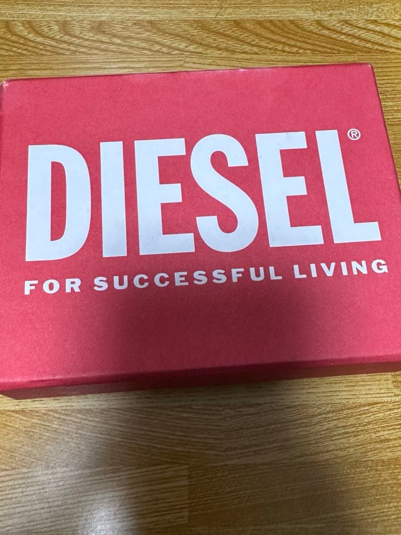 DIESEL ダークブラウン 2つ折り財布