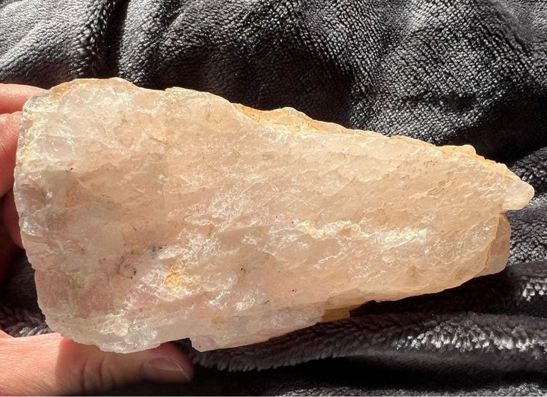 超希少　ピンクペタライト　特大原石