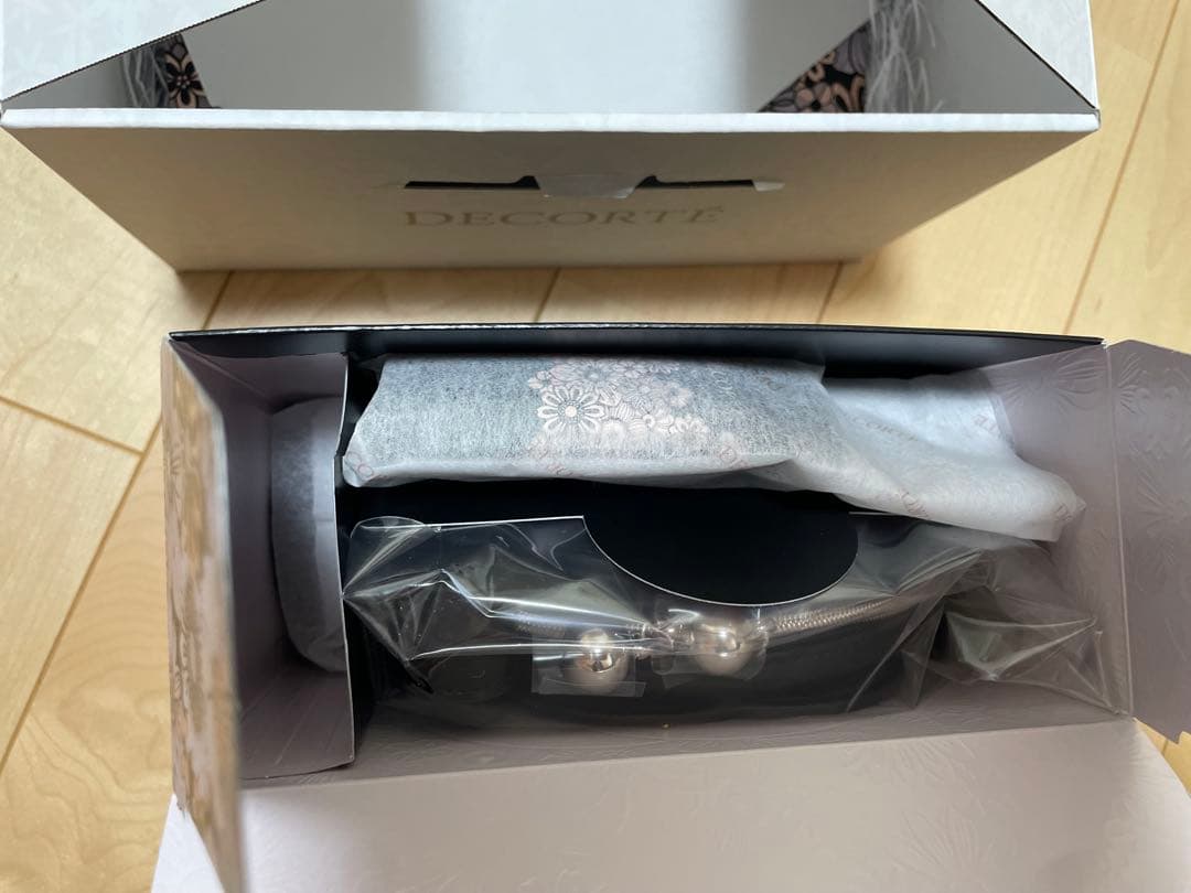 【アイシャドウのみ無しその他新品未使用DECORTÉ Eternal Bloom