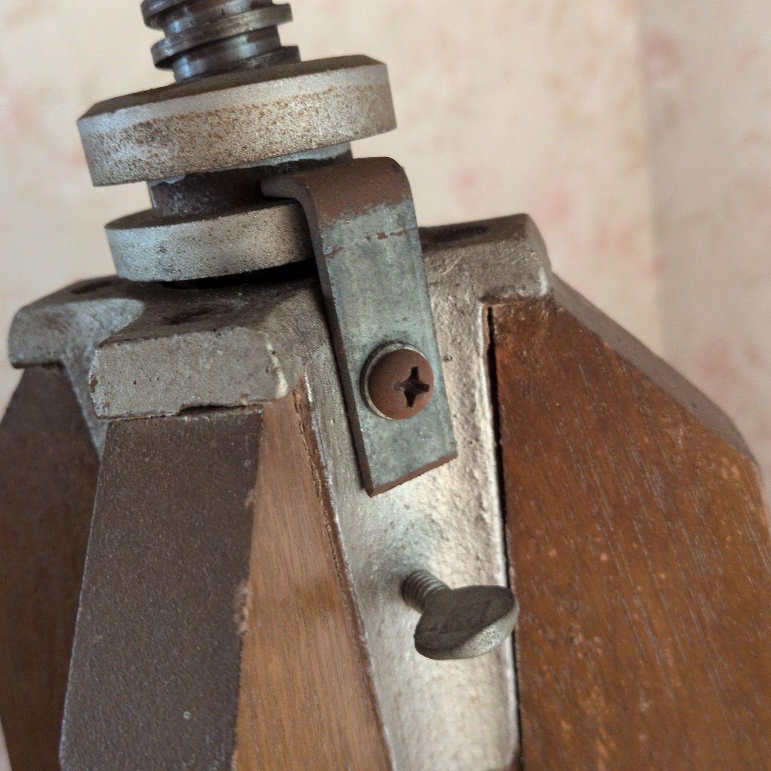 ブロカントフランス天板木製三脚式正方形回転テーブル