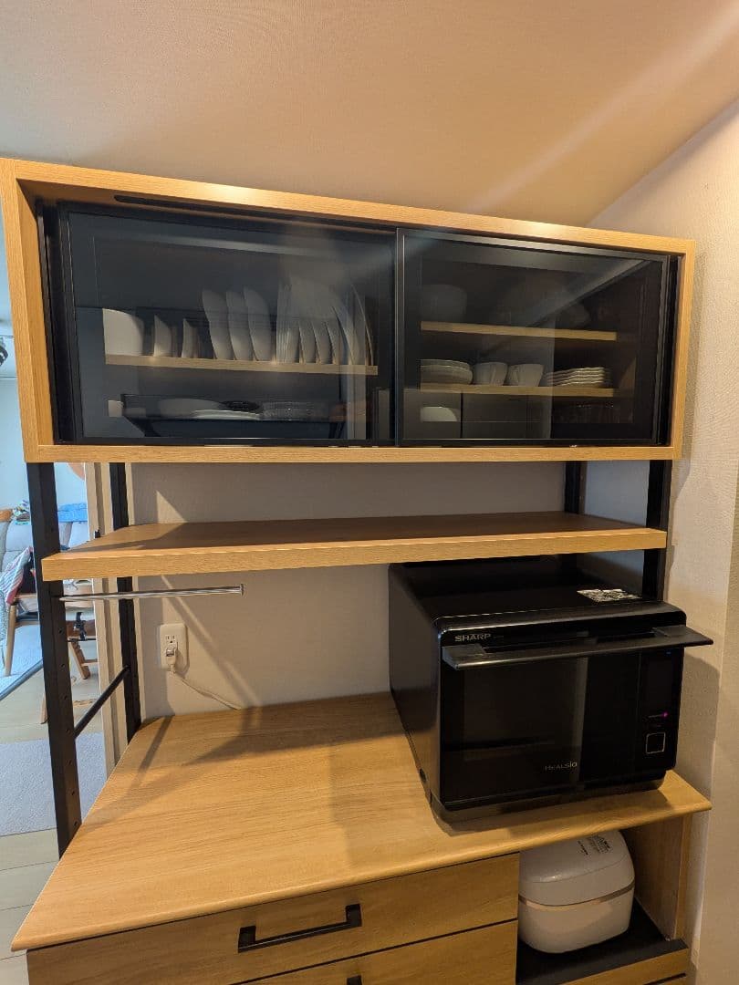 【美品】カップボード　キッチンボード　木製　ガラス扉付き