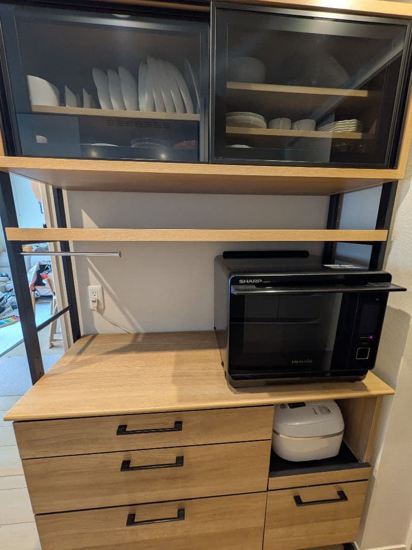 【美品】カップボード　キッチンボード　木製　ガラス扉付き