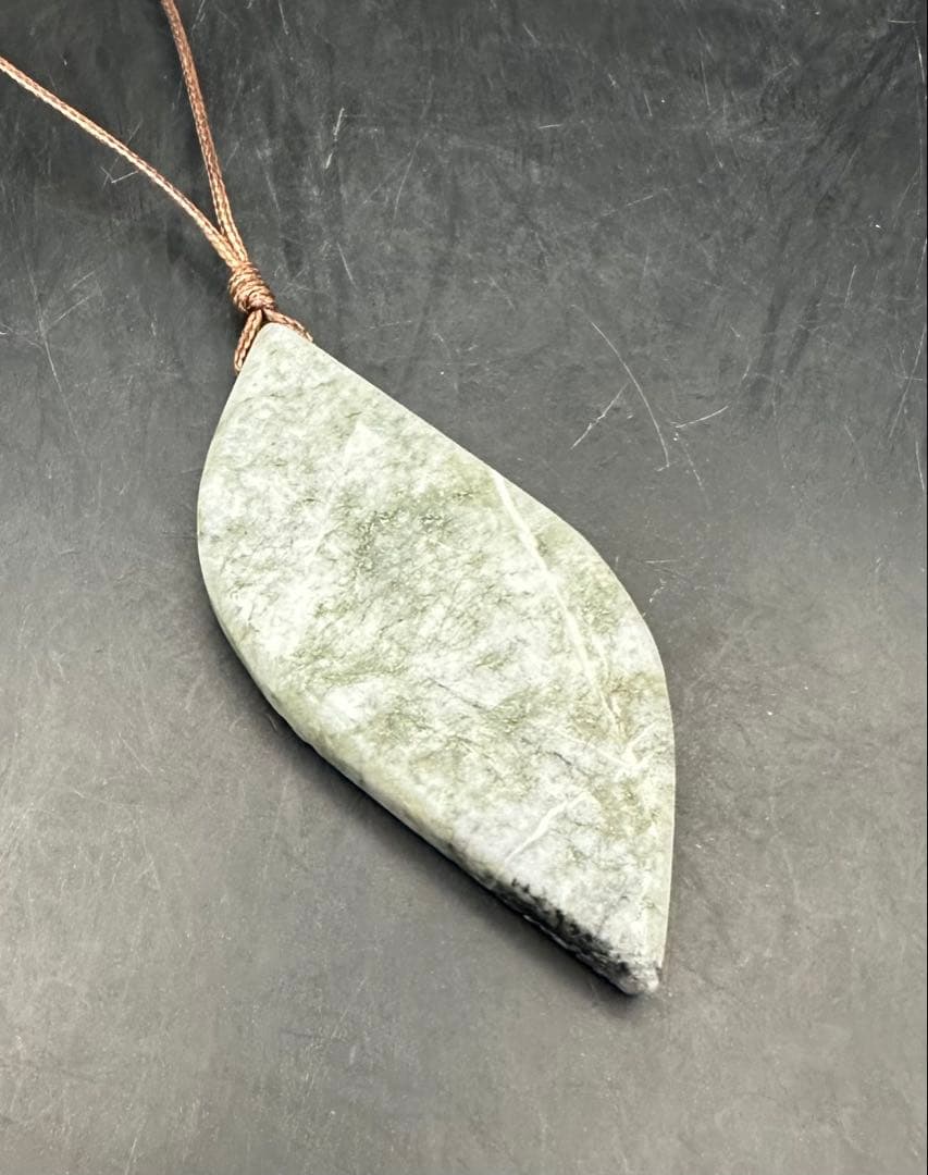 2025.1.6no.3神道教五岳真形図　糸魚川産グレー翡翠