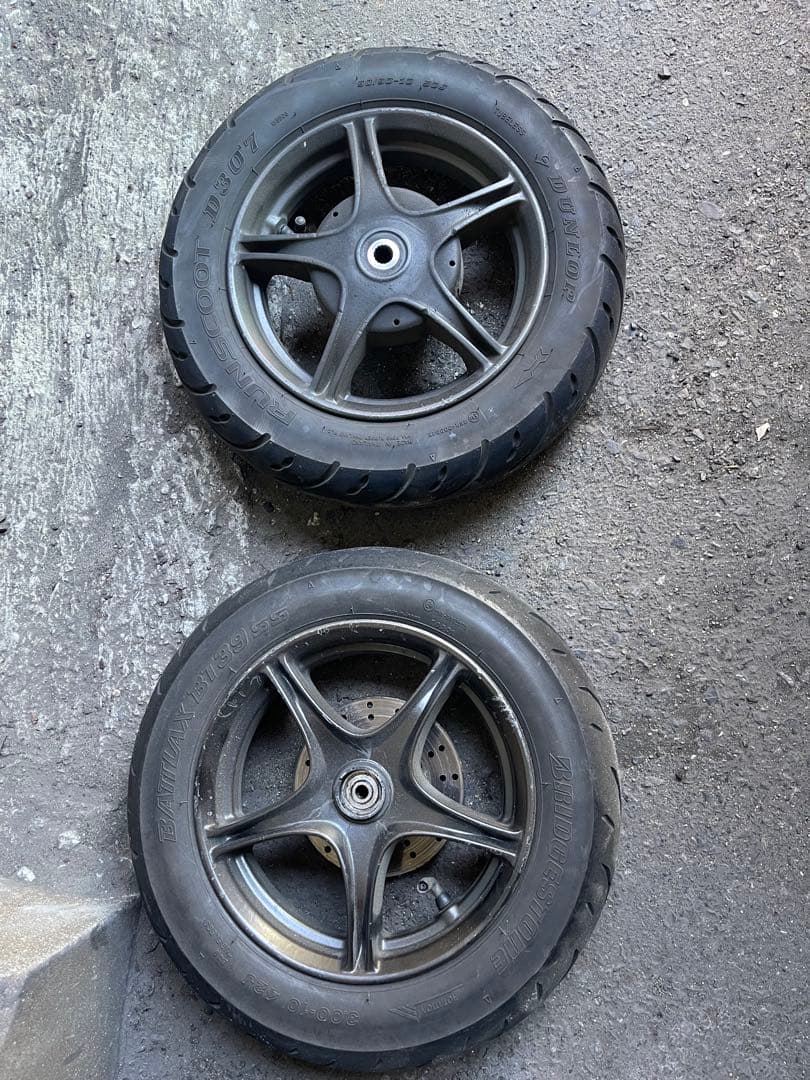 リモコンジョグzr sa16j 純正ホイール前後セット