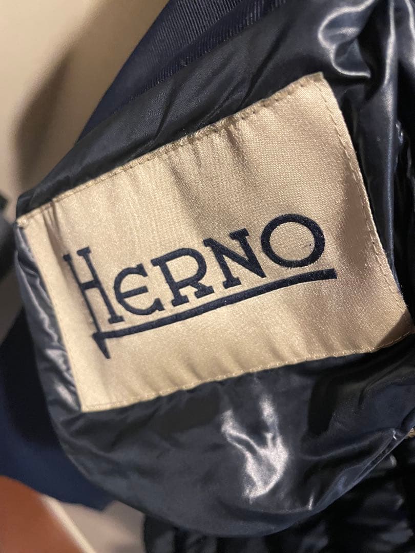 【お値下げしました】HERNO ヘルノ ノーカラーコート 七分袖 紺