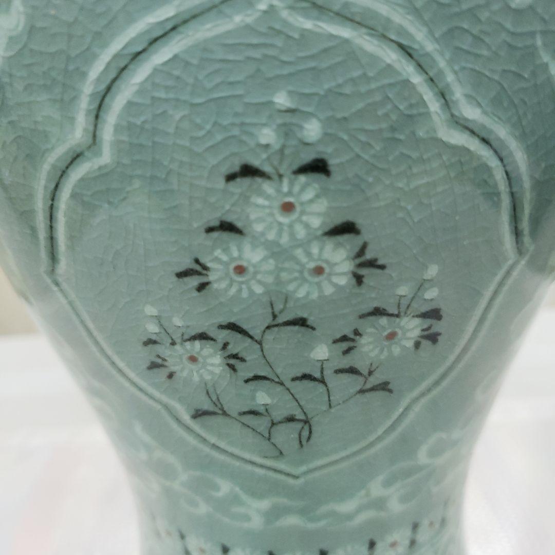 Ｂフライデー蔵出し特価　緑色陶器　花瓶作家物26cm直径15cm重さ約1,4kg