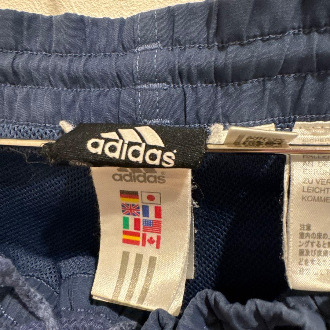 サッカー　スペイン代表　ジャージ　セットアップ