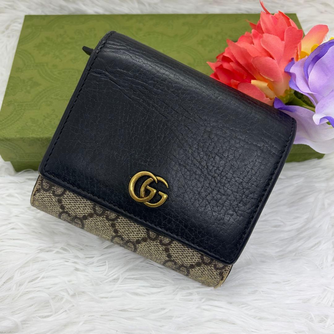 美品✨グッチ 二つ折り財布 GGロゴ マーモント PVC GG柄 ブラック