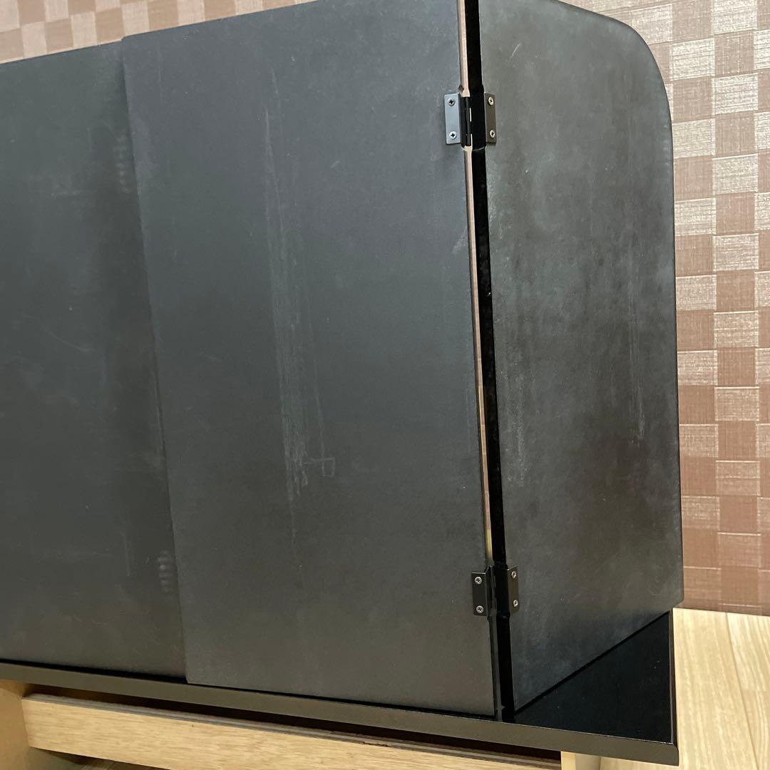 五月人形　端午の節句　飾り台と屏風　菖蒲柄