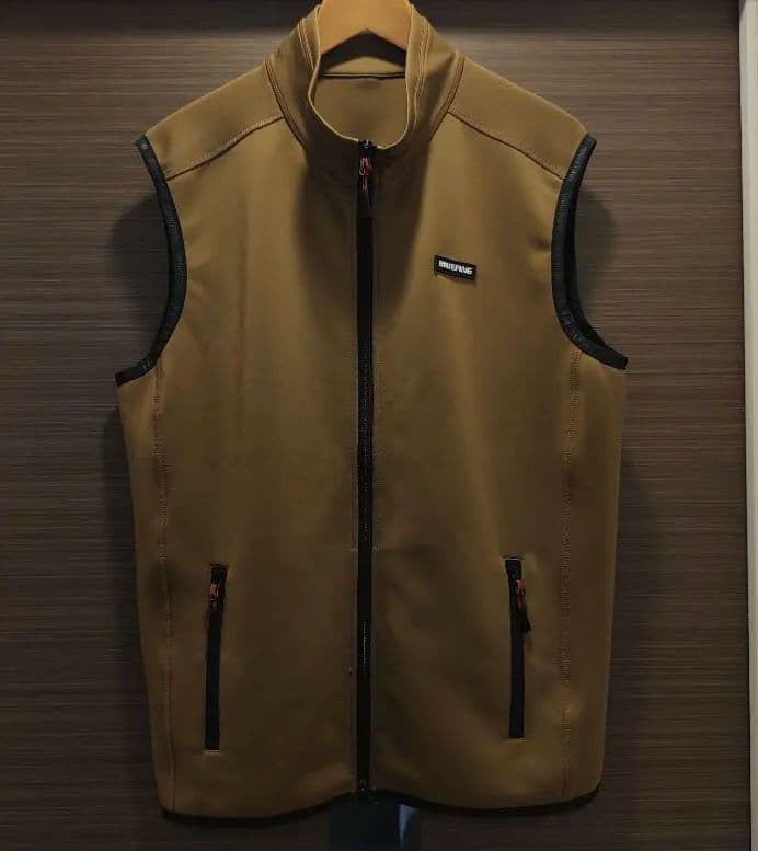 BRIEFING GOLF ブリーフィング　ジップベスト 3Dロゴ 極美品