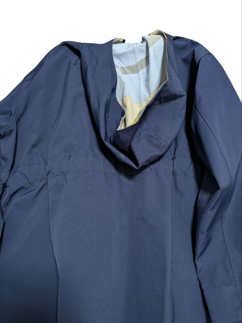 新品　ドゥクラッセ　DoCLASSE　二重織　リバーシブル・フードコート