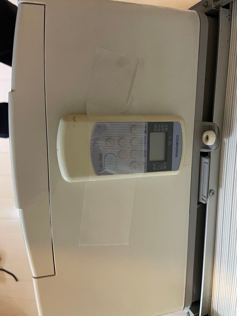 幸運のチャック　引き取り限定窓用エアコン CW-A1617 2017年製